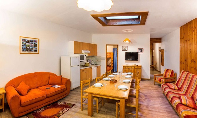 Saint-Michel-de-Chaillol Apartamento | Apartamento para 10 personas cerca de las pistas y comercios, con WiFi y admite mascotas