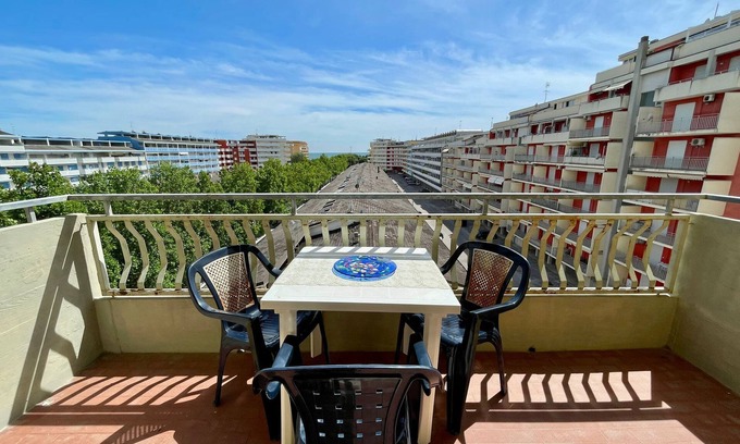 Porto Santa Margherita Apartamento | Vibrante apartamento cerca de la playa - Beahost