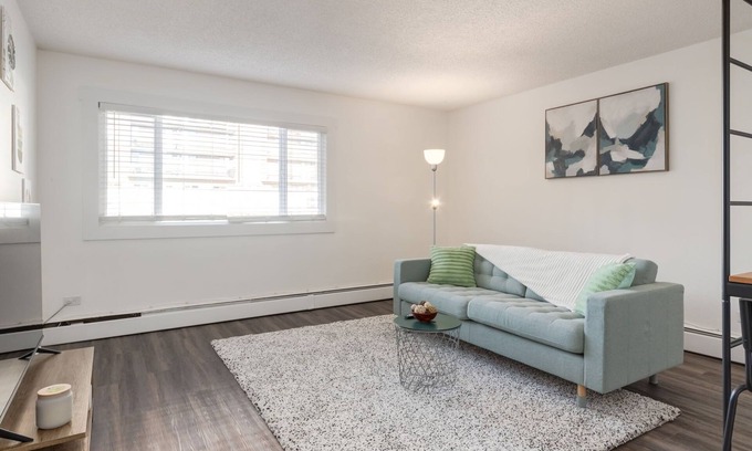Connaught Apartamento | *Spacious* 1 BED APT DT Calgary!