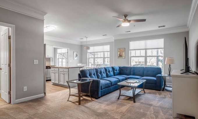 Historic Waverly Apartamento | Spacious 1 Bedroom with Pool, Gym and Private Patio in 12 South/Melrose