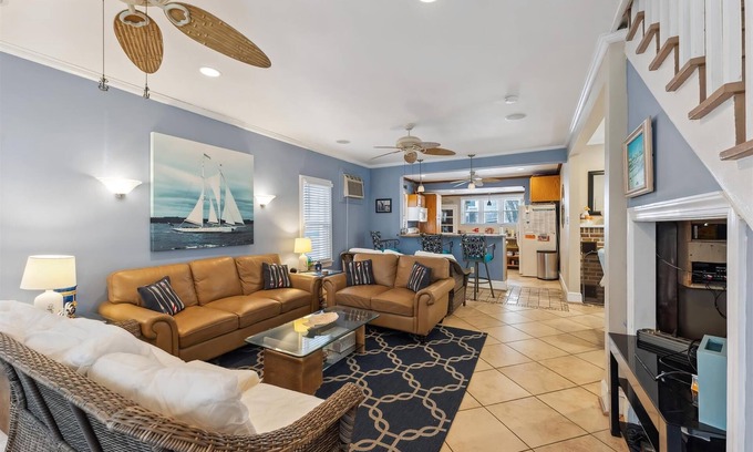Wildwood Casa | Spacious 10 Bedroom Home: Short Walk to the Beach & Boardwalk