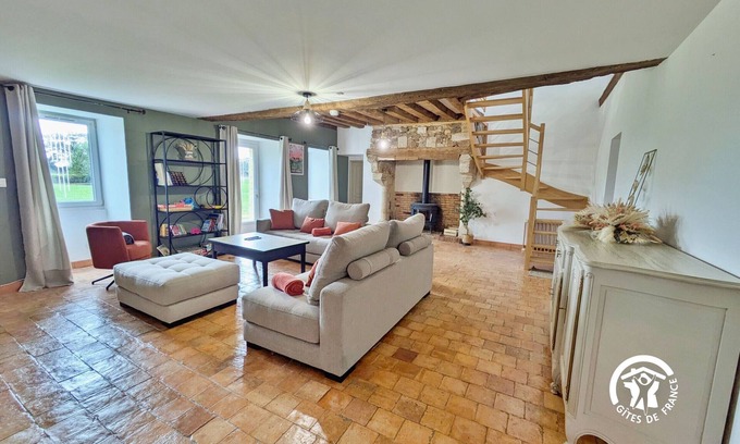 Bannes Cabaña | Casa rural espaciosa 12 pers. con juegos y comodidad moderna