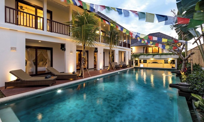 Berawa Villa | Spacious, 14 Bedroom Family Villa in Canggu