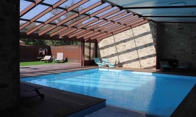 Les Herbiers Cabaña | Amplia casa del siglo XVIII con piscina y jardín, ideal para familias grandes