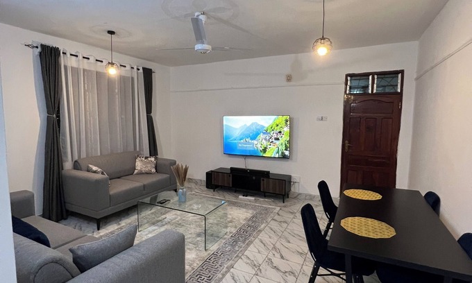 Mombasa Apartamento | Spacious 1bedroom apartment in Nyali Mombasa /hotshower/washing machine /wifi