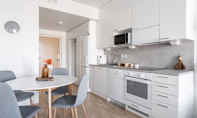 Tampere Apartamento | Spacious 1BR Apartment with Sauna along the Tram Route!