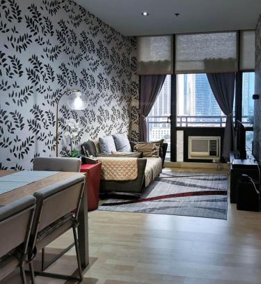 Downtown Apartamento | Spacious 1BR APT near Nightlife and Business Center in Makati