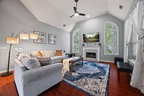 Alpharetta Casa | Spacious 1BR with Community Pool Alpharetta Home