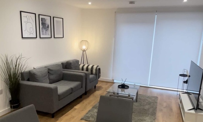 Whyteleafe Apartamento | Spacious 2-Bed Apartment in Whyteleafe