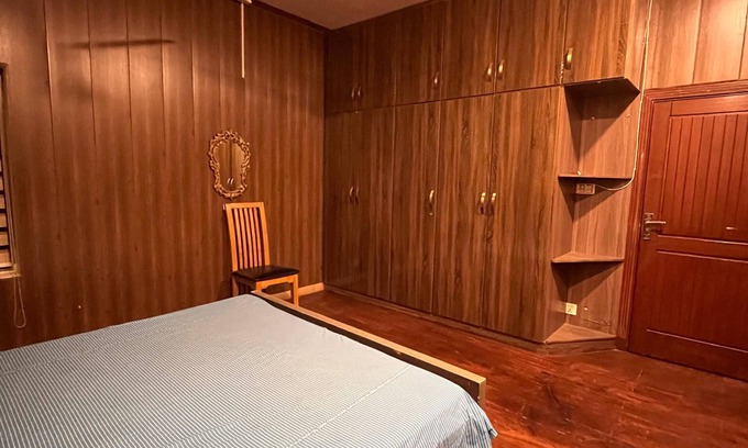 Islamabad Apartamento | Spacious 2-bedroom apartment with WiFi, AC in beautiful Islamabad