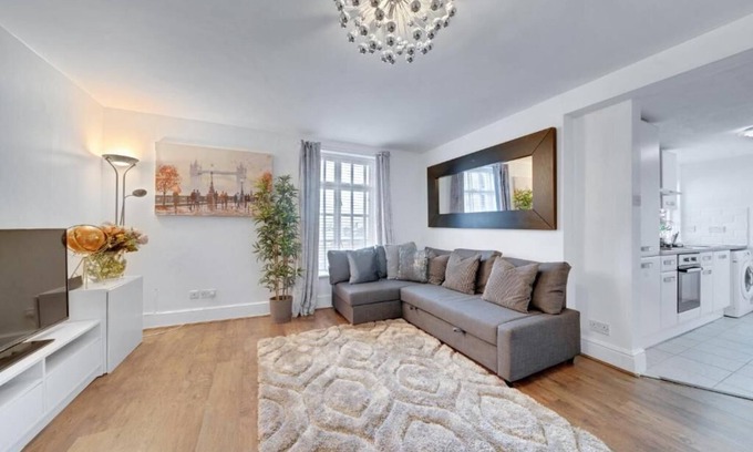 West Ham Apartamento | Spacious 2 Bedroom Apartment Near London Excel & Canary Wharf with Free Parking