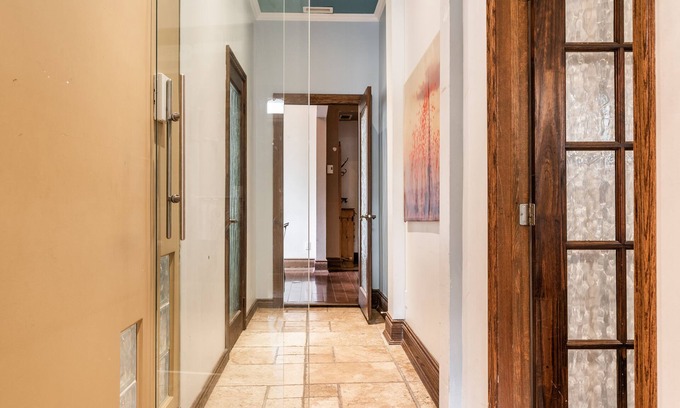 Downtown Montreal Apartamento | Spacious 2 bedroom Downtown Montreal