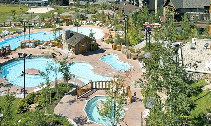 East Kootenay Condominio | SPACIOUS 2-Br 2-Ba | Ski In/Out | Pool & Hot Tubs | in Heart of PANORAMA RESORT