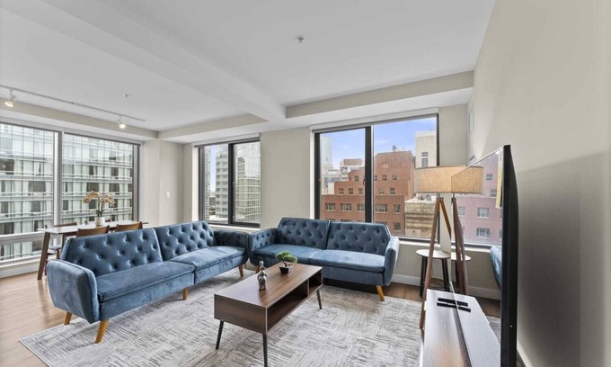 Theatre District Apartamento | Spacious 2BR 2BA Condo Boston Downtown