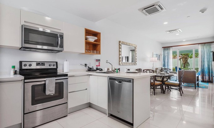Sabana Liber Condominio | Spacious 2BR Condo with Private Patio