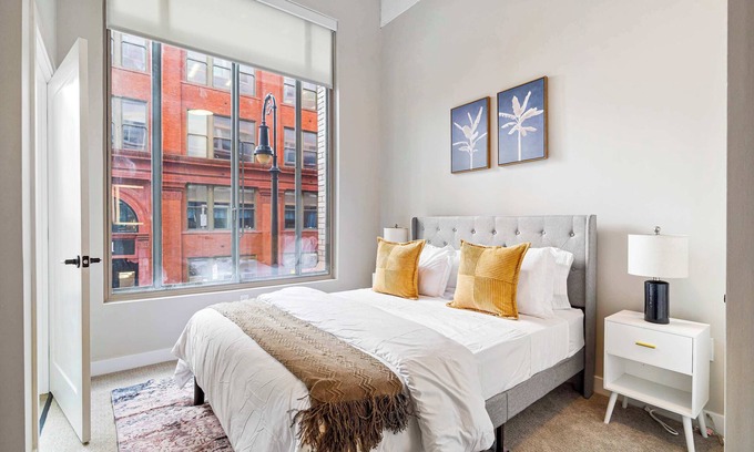 Downtown Cincinnati Apartamento | Spacious 2BR CozySuites | OTR Downtown #08