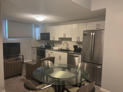 Southwest Edmonton Apartamento | Spacious 2BR Suite - SW Edmonton