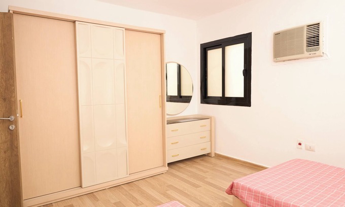 Nasr City Apartamento | Spacious 3-bedroom apartment with AC, WiFi in amazing Cairo Governorate