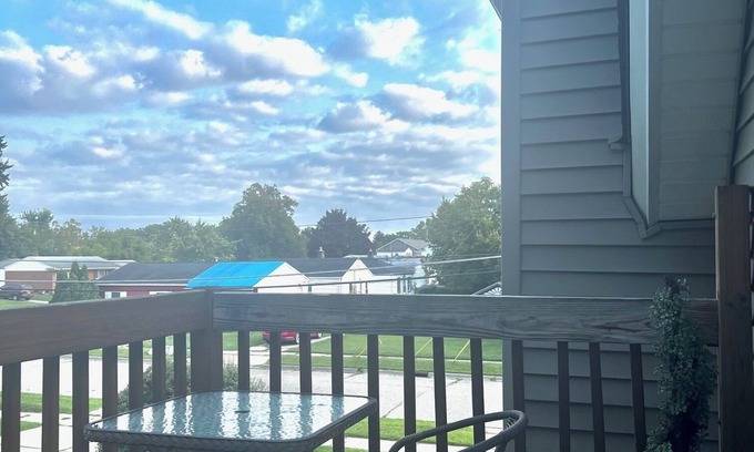 Mount Clemens Apartamento | Spacious 3-bedroom apartment with WiFi, AC in marvelous Mount Clemens