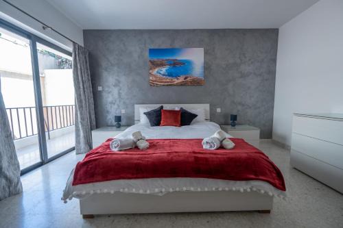 Il-Balluta Apartamento | Spacious 3 bedroom Apartment in the Heart of St Julians