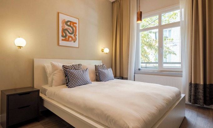 Cihangir Apartamento | Spacious 3-bedroom apartment with WiFi, AC in charming Istanbul