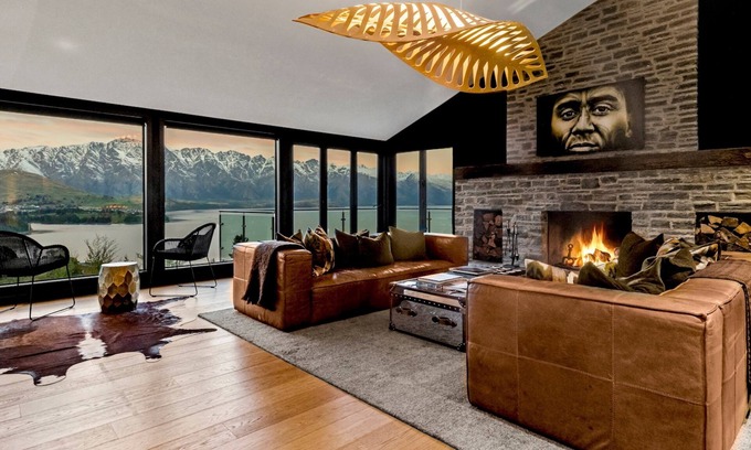 Fernhill Casa | Spacious 3-Bedroom Villa Close to Central Queenstown