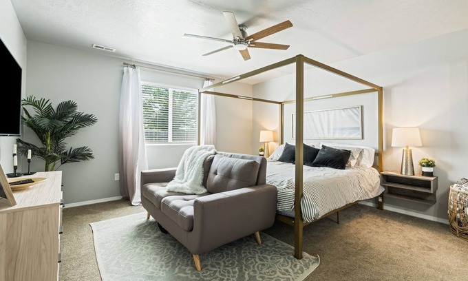 Nampa Casa | Spacious 3B, Split floorplan, Sleeps up to 11!