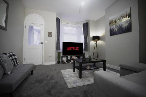 Wainscot Apartamento | Spacious 3BR Home, WiFi, Free Parking