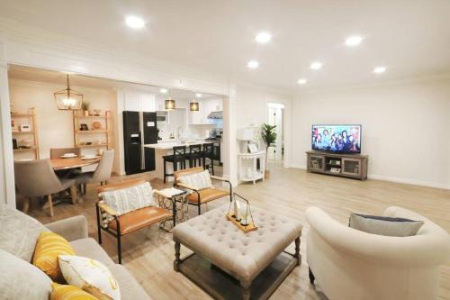 El Monte Casa | Spacious 3BR Modern Home in LA Perfect for Family