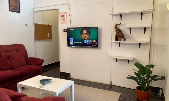 Qasr an-Nil Apartamento | Spacious 4-bedroom apartment in wonderful Cairo with WiFi, AC