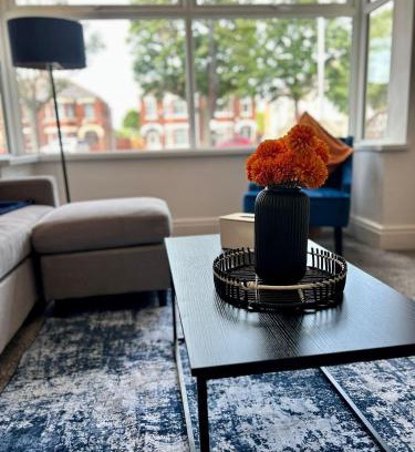 Hull Casa | Spacious 4-Bed House Parking Ideal for Contractors
