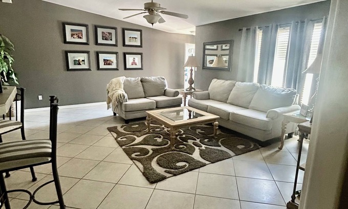 Lake Havasu City Casa | Spacious 4-bedroom house in awesome Lake Havasu City with AC