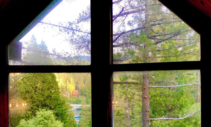 Meadow Bay Chalet De Esquí | Spacious 4-bedroom chalet in beautiful Lake Arrowhead with WiFi