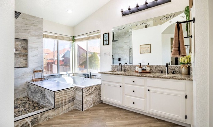 Moreno Valley Casa | Spacious 4-bedroom house in tranquil Moreno Valley with AC