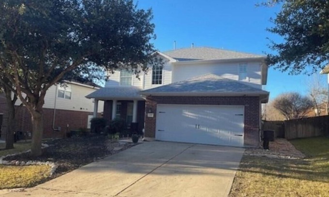 Georgetown Casa | Spacious 4-bedroom house with WiFi, pool & park access near Georgetown square