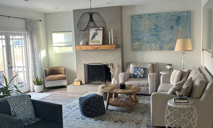 Seal Beach Casa | Spacious 4-bedroom house in charming Seal Beach with WiFi, AC, Pool