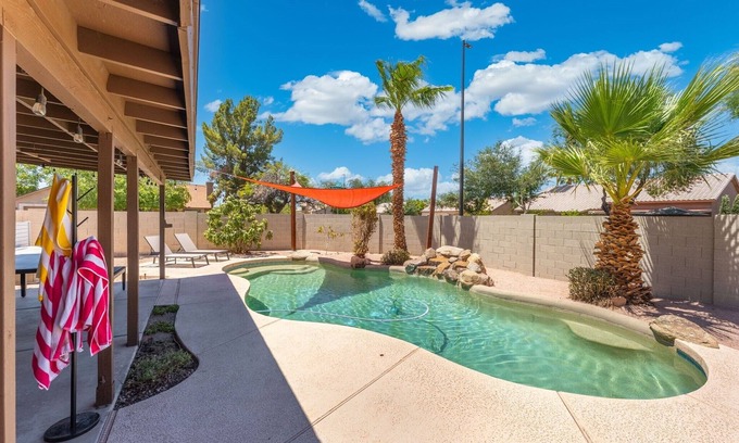 Gilbert Casa | Spacious 4-bedroom house in tranquil Gilbert with game room and pool!