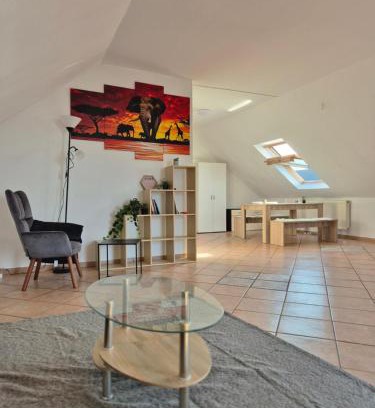 Schwanewede Apartamento | Spacious 4-Room Apartment Ideal for Families and Business Trips in a Quiet Area
