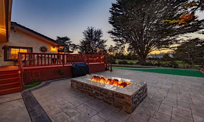 Half Moon Bay Casa | Spacious 4300 sq ft Bay Escape – On Golf Course & Near to Beach and Trials