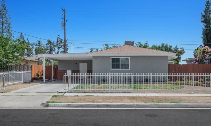 Fresno Casa | Spacious 4B/2Bth w Great Access to Nat'l Parks