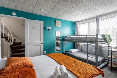 Constable Hook Apartamento | Spacious 4BR 1BA Duplex Apartment Near NYC