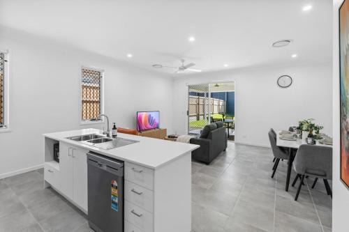 Ripley Casa | Spacious 4BR Home Great Area close to everything