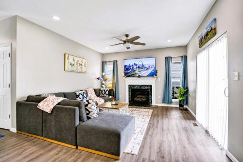 St. Louis Casa | Spacious 4BR Retreat Near Tower Grove, SLU and Attractions!