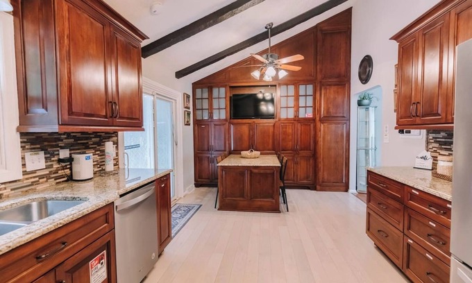 Danville Casa | Spacious 4BR Retreat w Pool