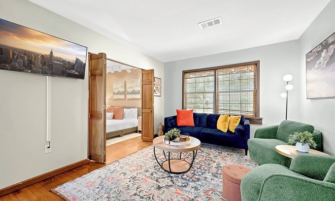 Mid City South Casa | Spacious 4K Beds in Town Center | Fenced Yard!
