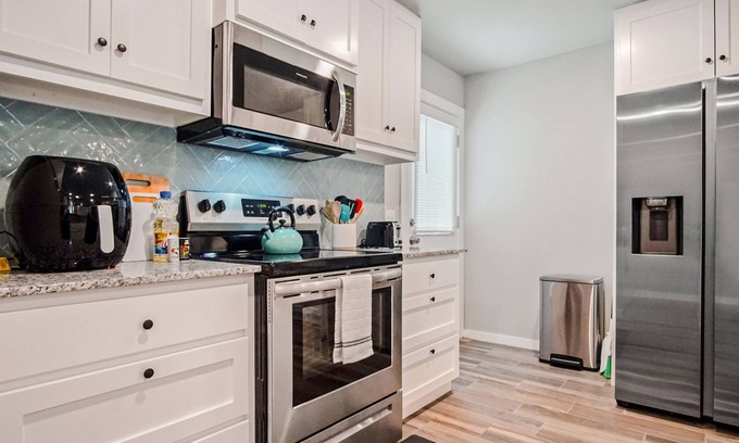 Central Oklahoma City Casa | Spacious 5-bedroom for Families Groups
