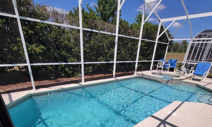 Davenport Casa | Spacious 5-bedroom house with AC and WiFi in peaceful Davenport, Pool ,billar.,