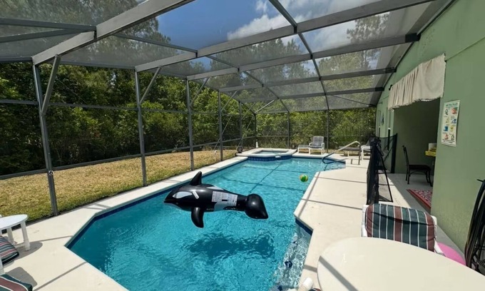 Sandy Ridge Casa | Spacious 5-bedroom home with pool near Disney in Davenport - Enchanted Hollow