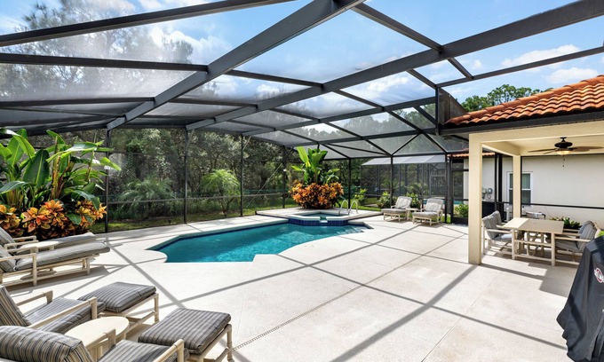 Calabria Casa | Spacious 5-Bedroom Home with Private Pool, Spa & Game Room