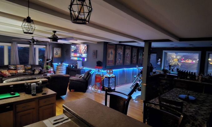 Sturgis Casa | Spacious 5-bedroom house in terrific Sturgis 1 miles to main, fitness room, WiFi